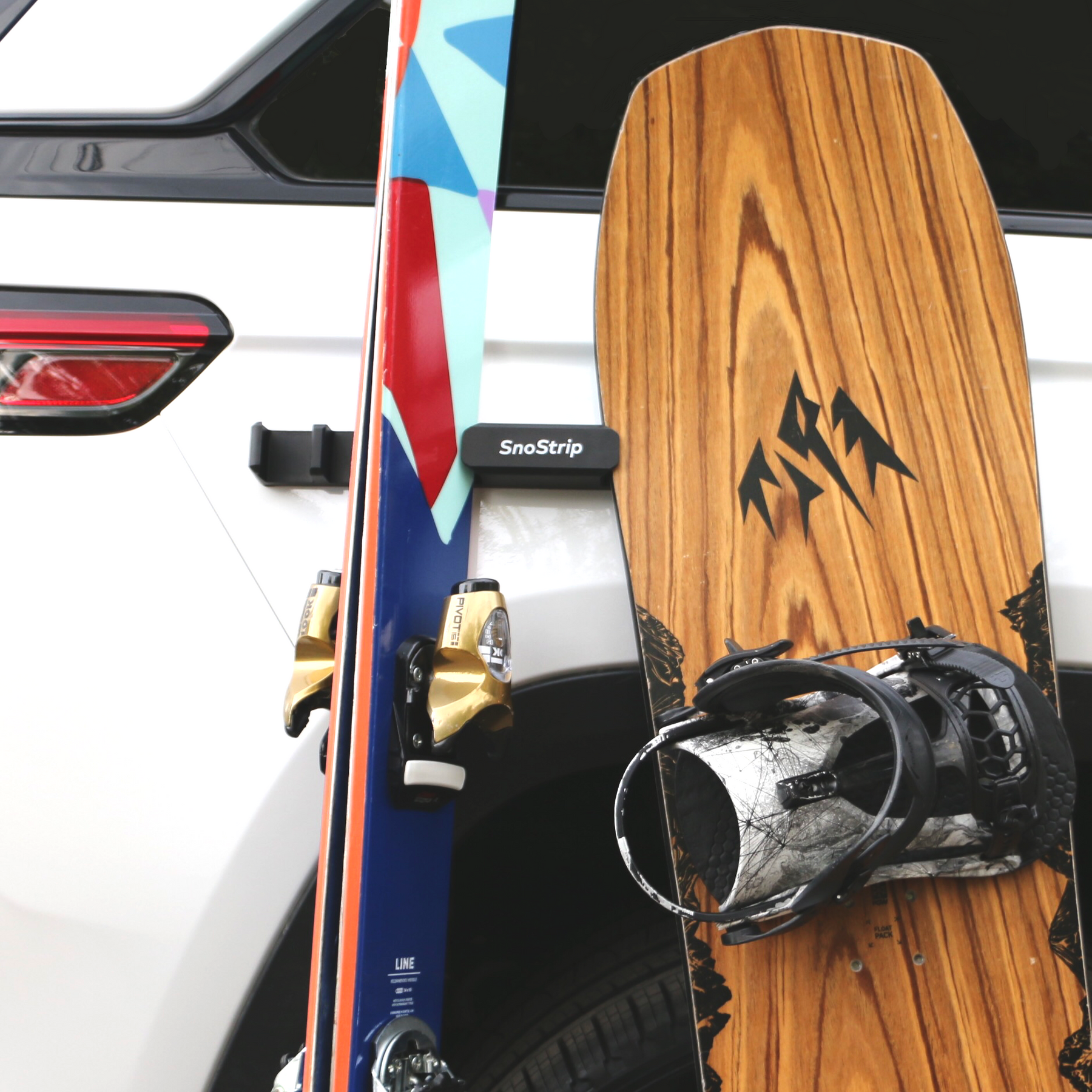 SnoStrip Adhesive Protective Ski & Snowboard Vehicle Mount (Adhesive)